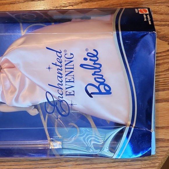 Enchanted Evening Barbie with matching ornament Collector Edition Mattel. - Picture 3 of 10